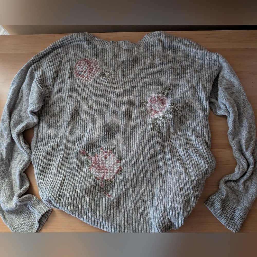 Grey Knit Sweater With Rose Details